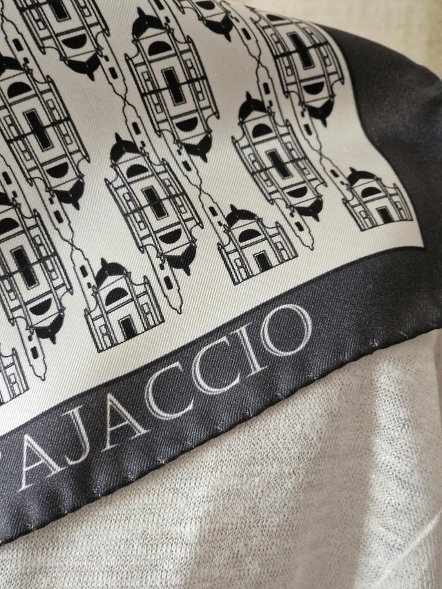 CARRÉ AJACCIO 44
