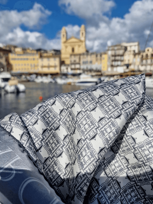 CARRÉ BASTIA BEIGE 90 