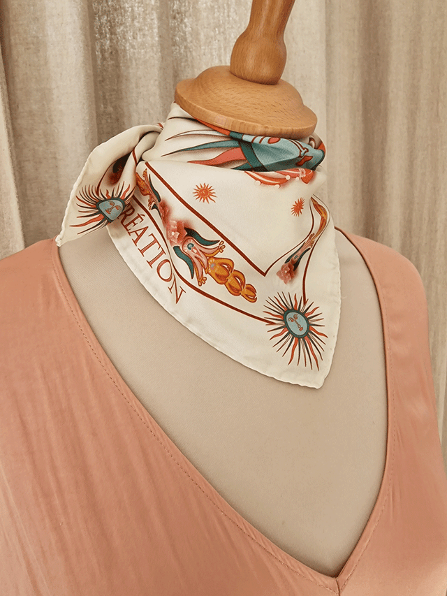 CARRÉ SOLE BEIGE 44