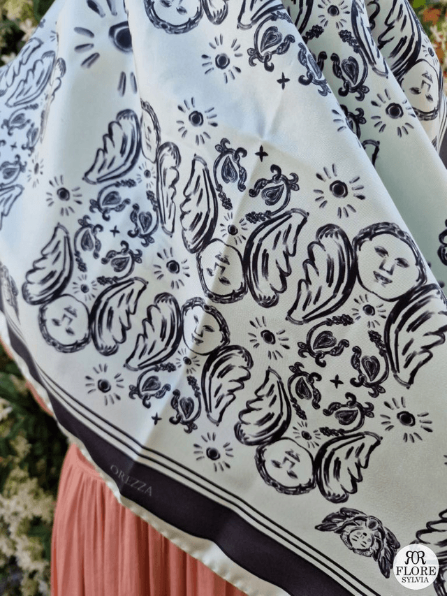 CARRÉ OREZZA 90
