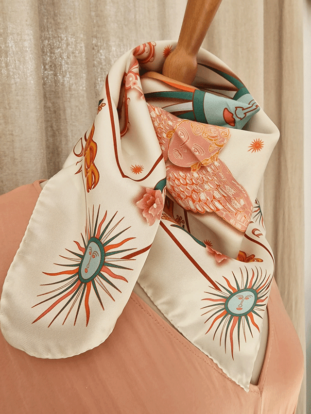CARRÉ SOLE BEIGE 65